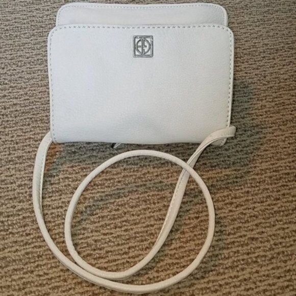 Giani Bernini Bag Crossbody White Leather Purse Handbag Satchel Women's WOMAN'S - Picture 12 of 15